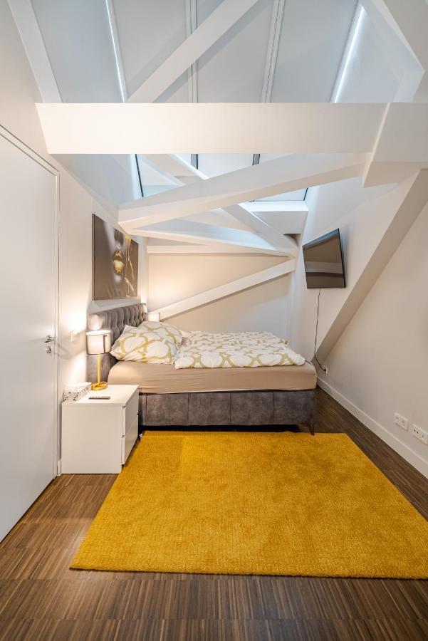 Luxus Penthouse Am Kurfuerstendamm Berlin Exteriör bild